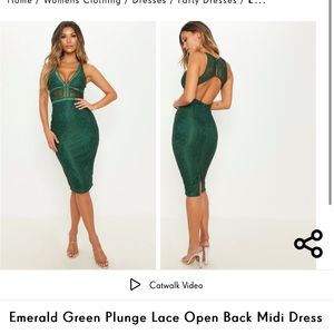 NWT Pretty Little Thing Emerald Green Plunge Lace Open Back Midi Dress
SIZE 8